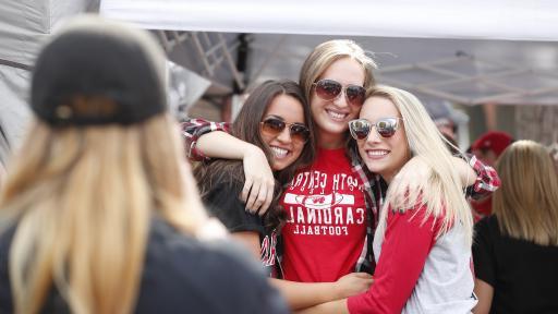 Group of students at tailgate